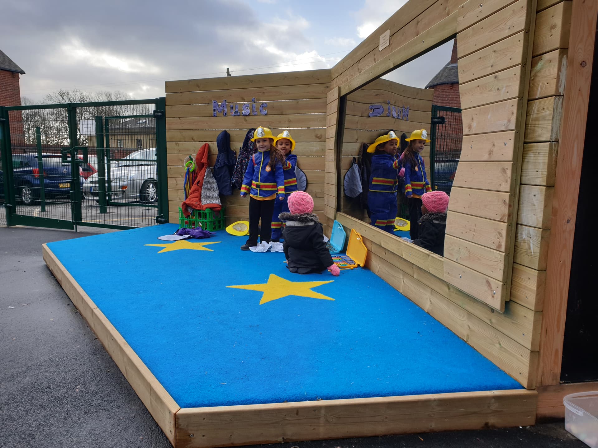 Ignite imaginative play and role play games for the pupils at your school with our Performance Stage