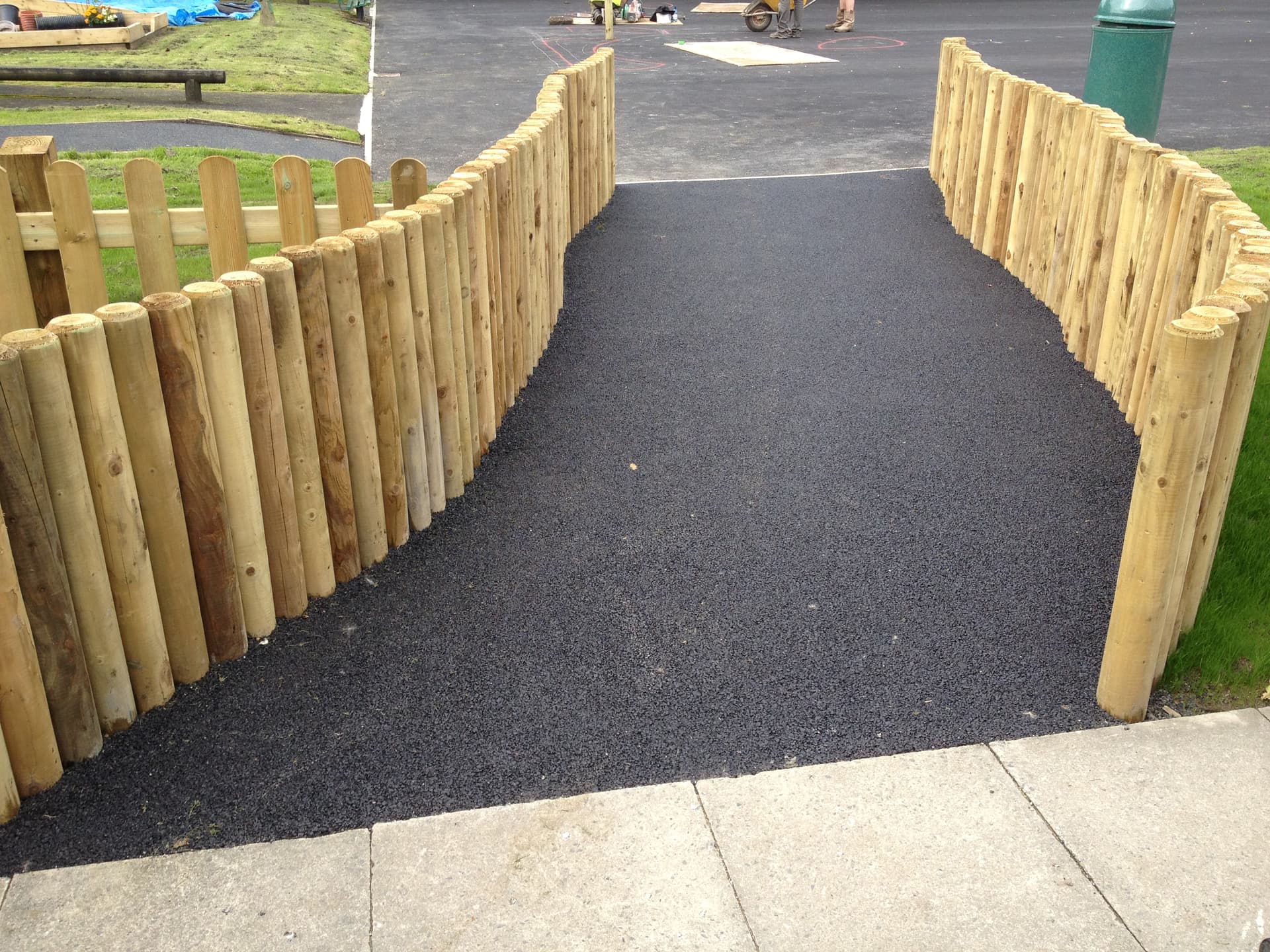 Use our tarmac for pathways and pavements