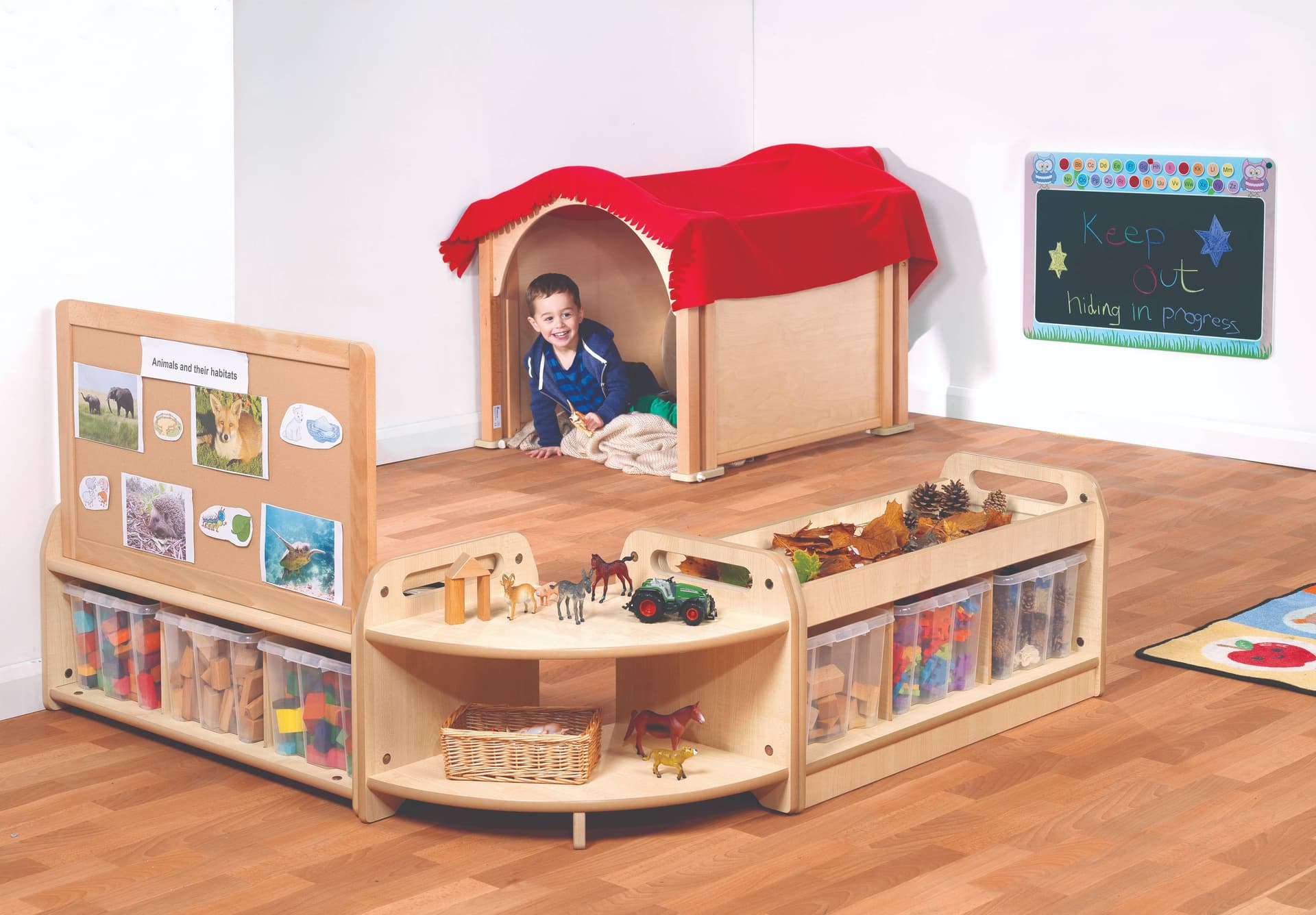 The Hide and Seek Zone provides an extra space for teachers to store classroom resources