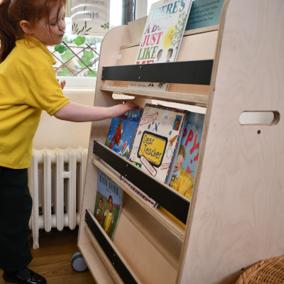 book shelf for children's story books